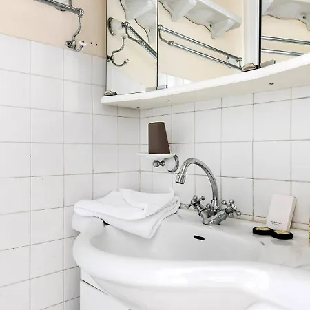 Апартаменты Guestready - Charming Near Nation-bastille